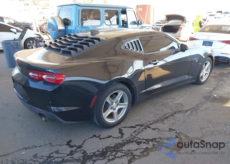 2021 Chevrolet Camaro Rwd 2Lt z USA, uszkodzony, nr VIN 1G1FC1RS6M0140306